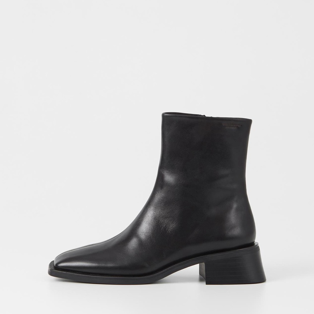 Vagabond Shoemakers Blanca Black Leather Ankle Boots